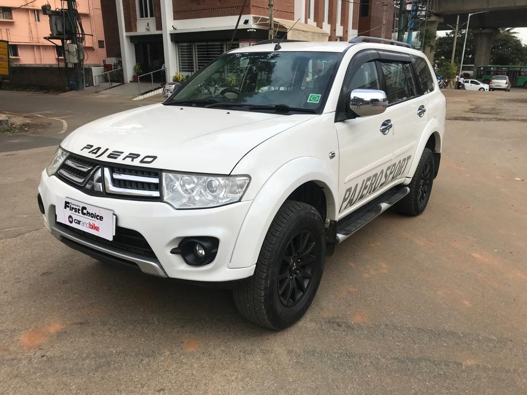 Pajero Sport image 1 Pajero Sport image 1