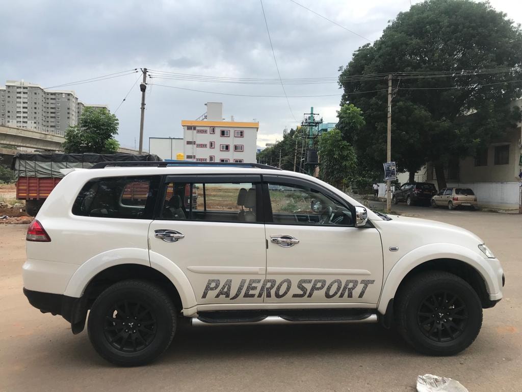 Pajero Sport image 3 Pajero Sport image 3