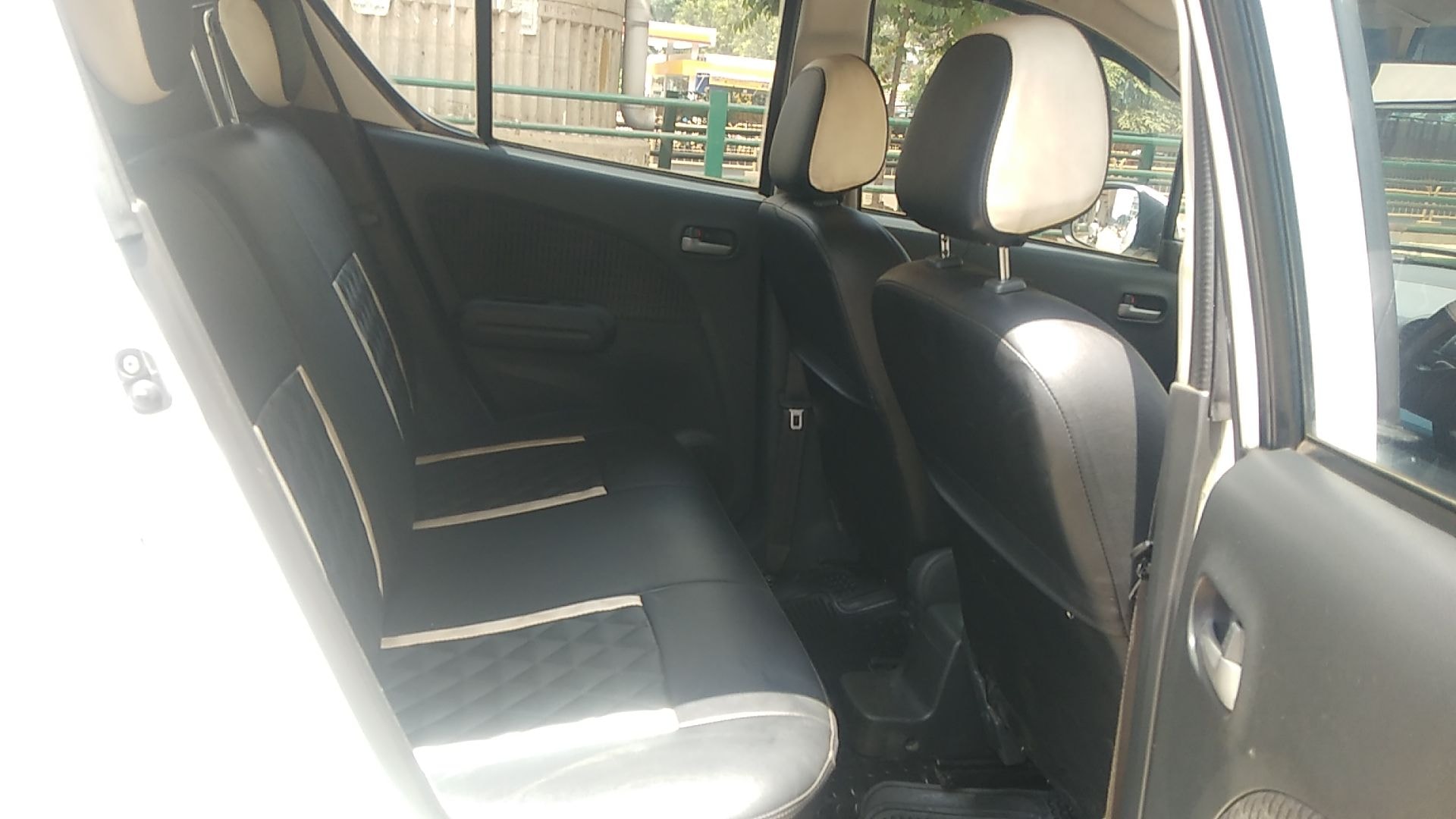 Ritz image 8 Ritz image 8