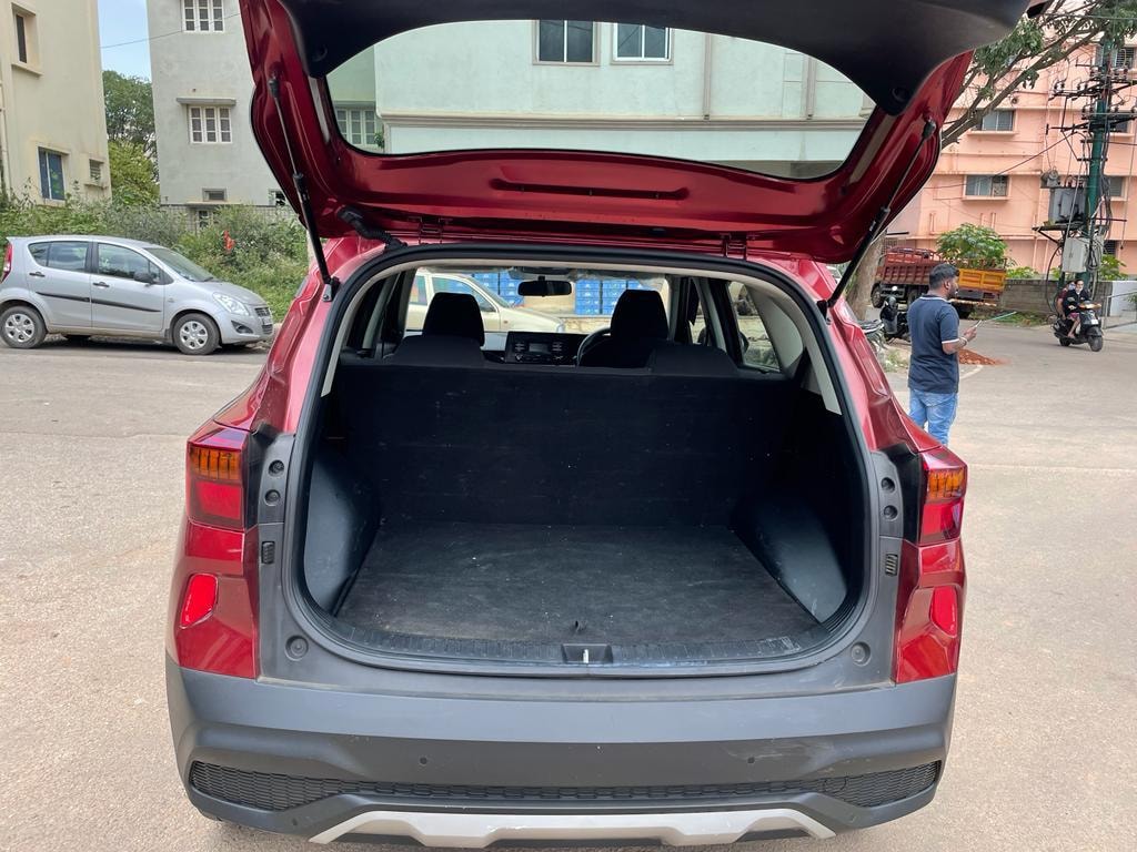 Seltos image 8 Seltos image 8