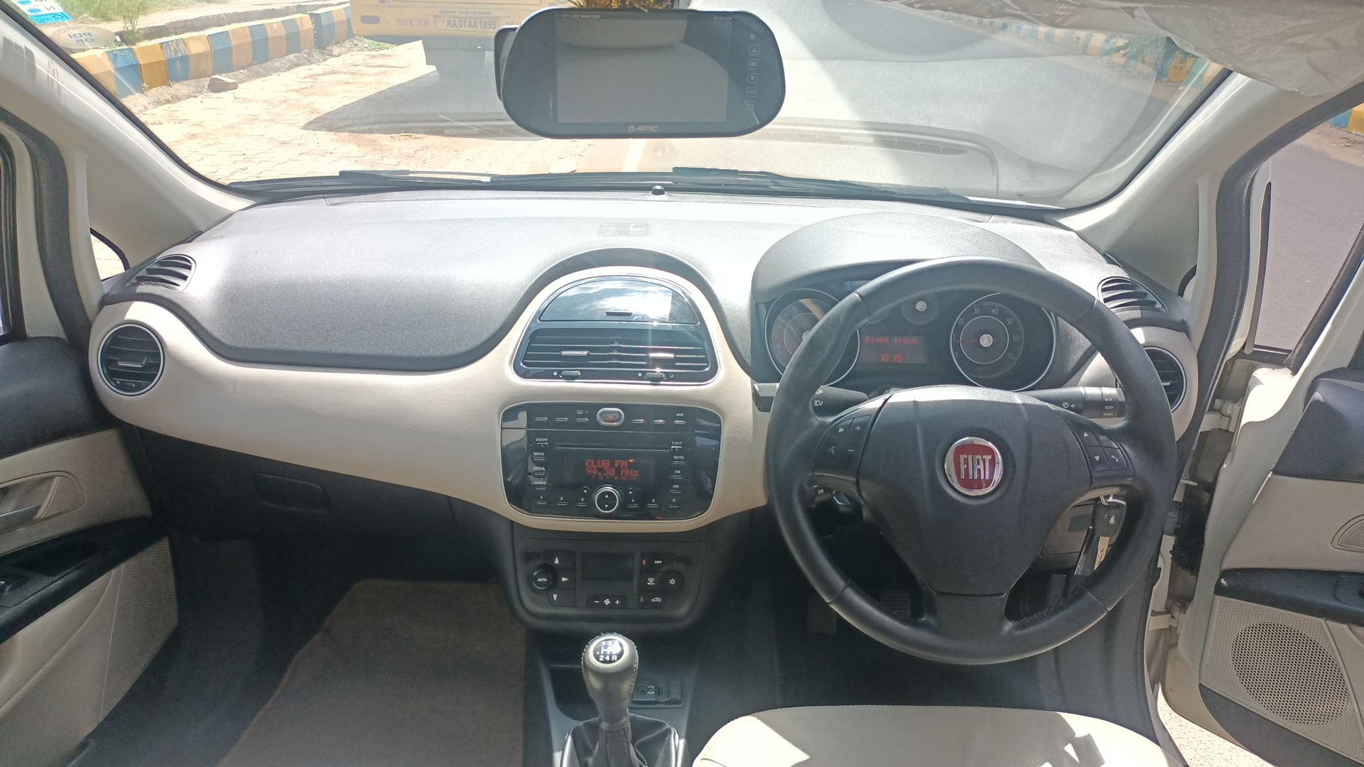 Linea image 14 Linea image 14