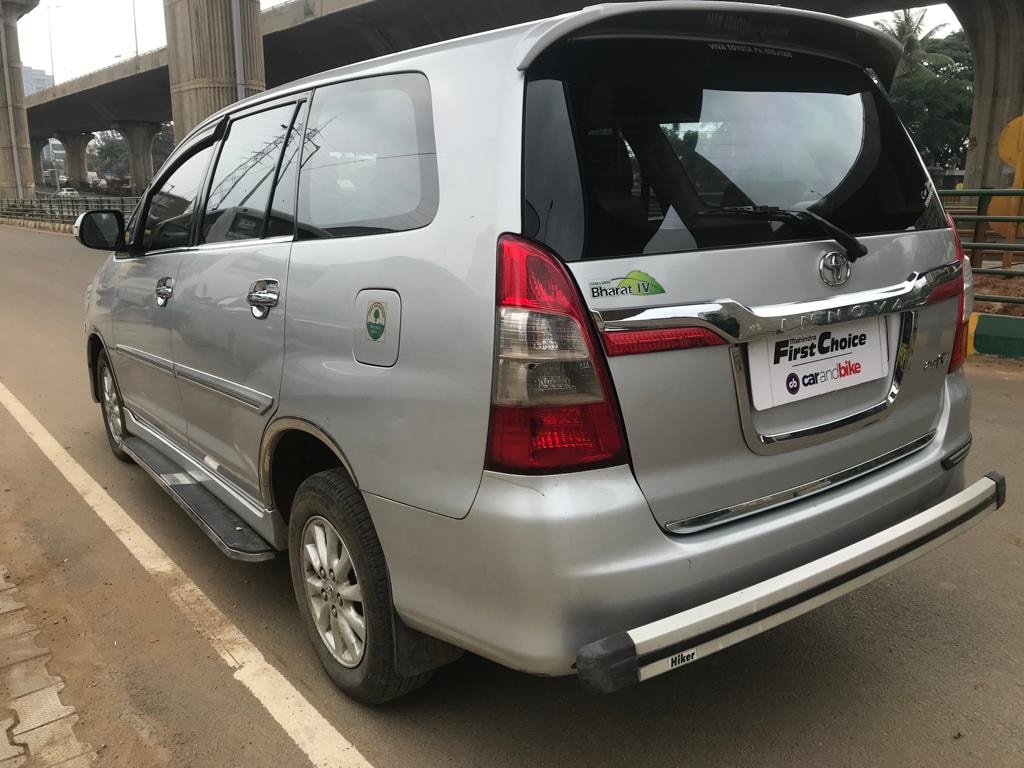 Innova image 5 Innova image 5