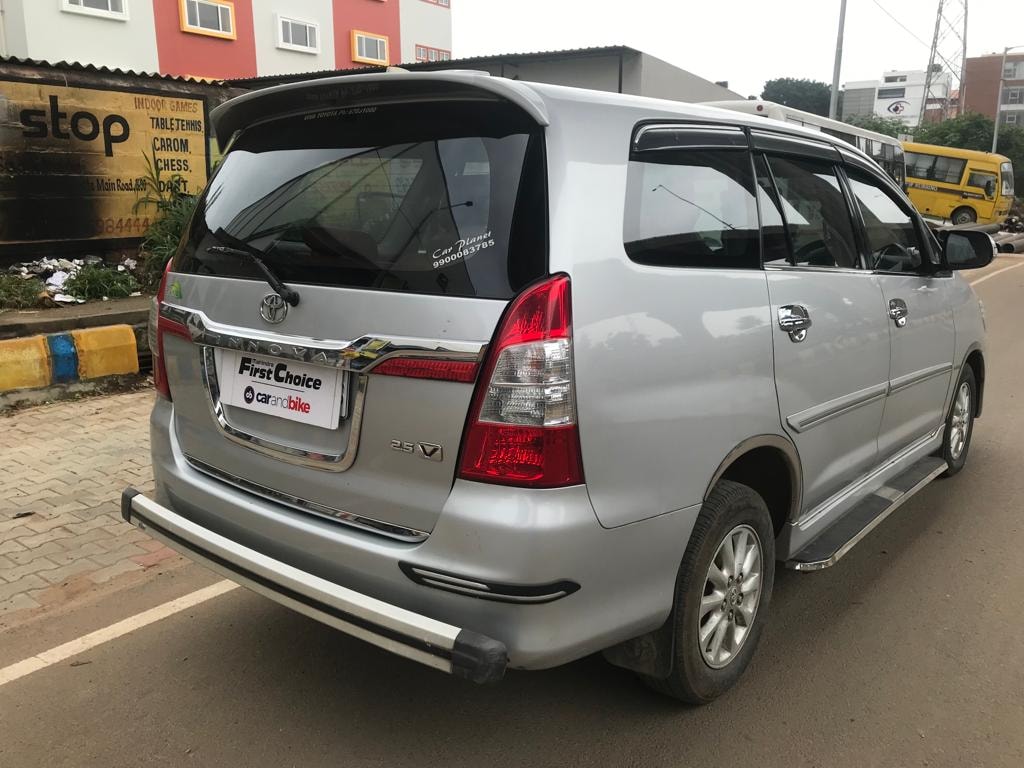 Innova image 6 Innova image 6