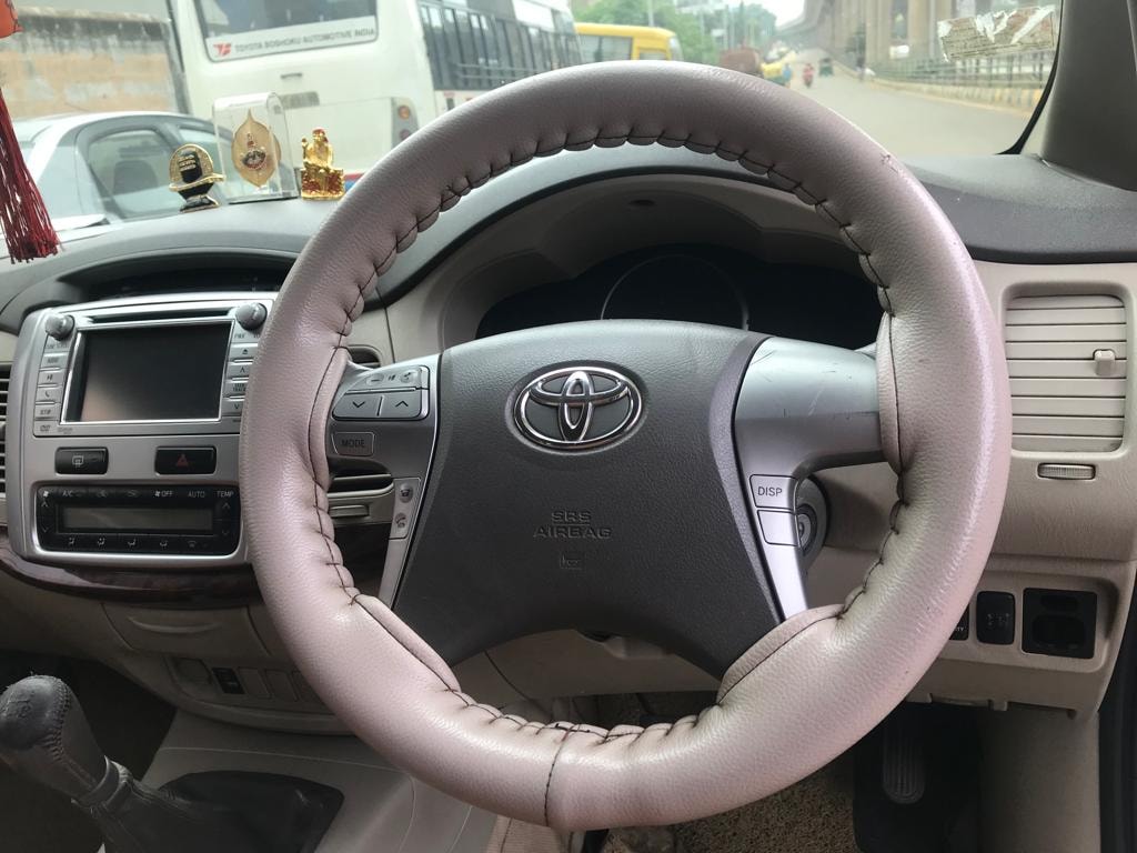 Innova image 17 Innova image 17