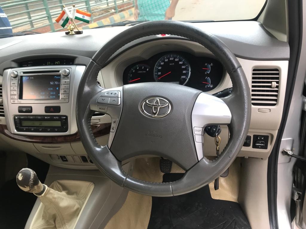 Innova image 14 Innova image 14