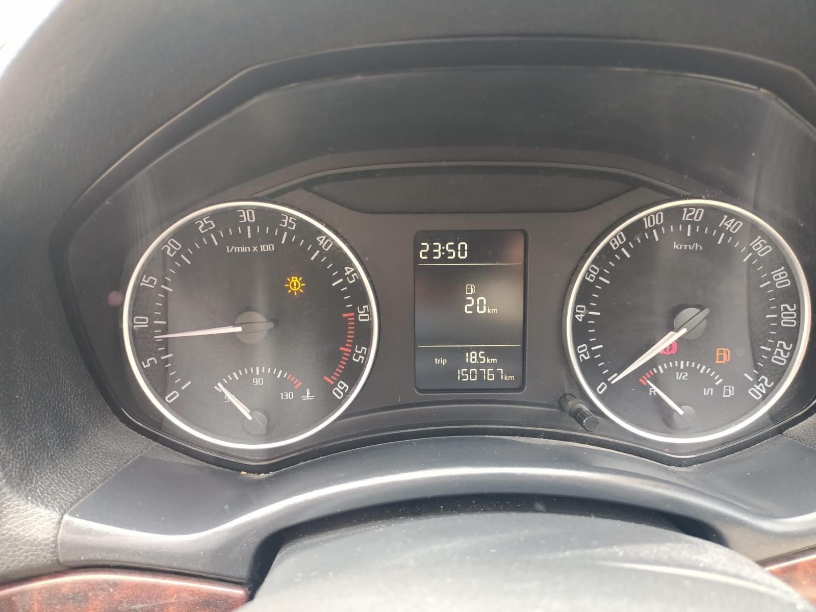 Laura image 16 Laura image 16