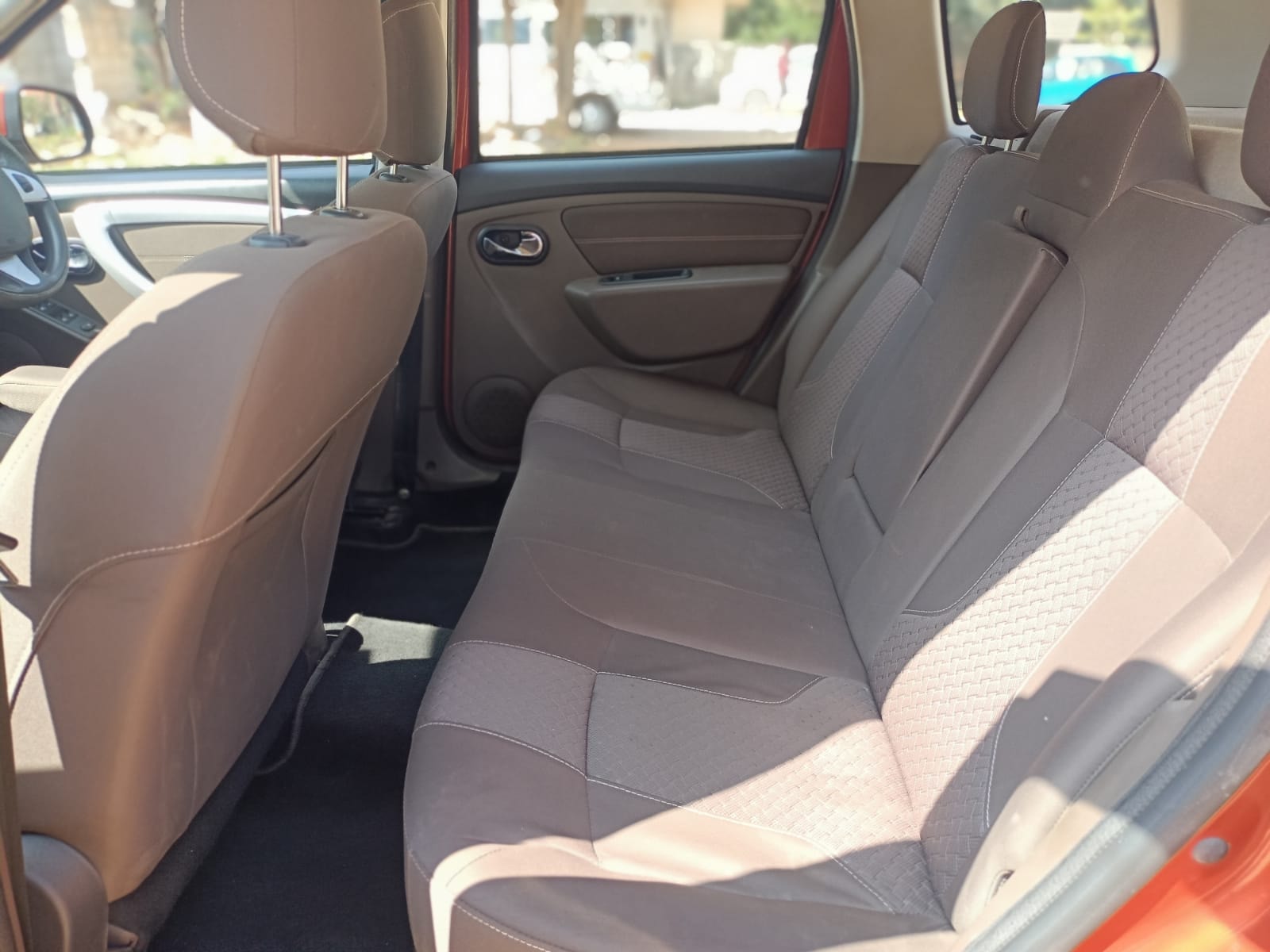 Duster image 15 Duster image 15