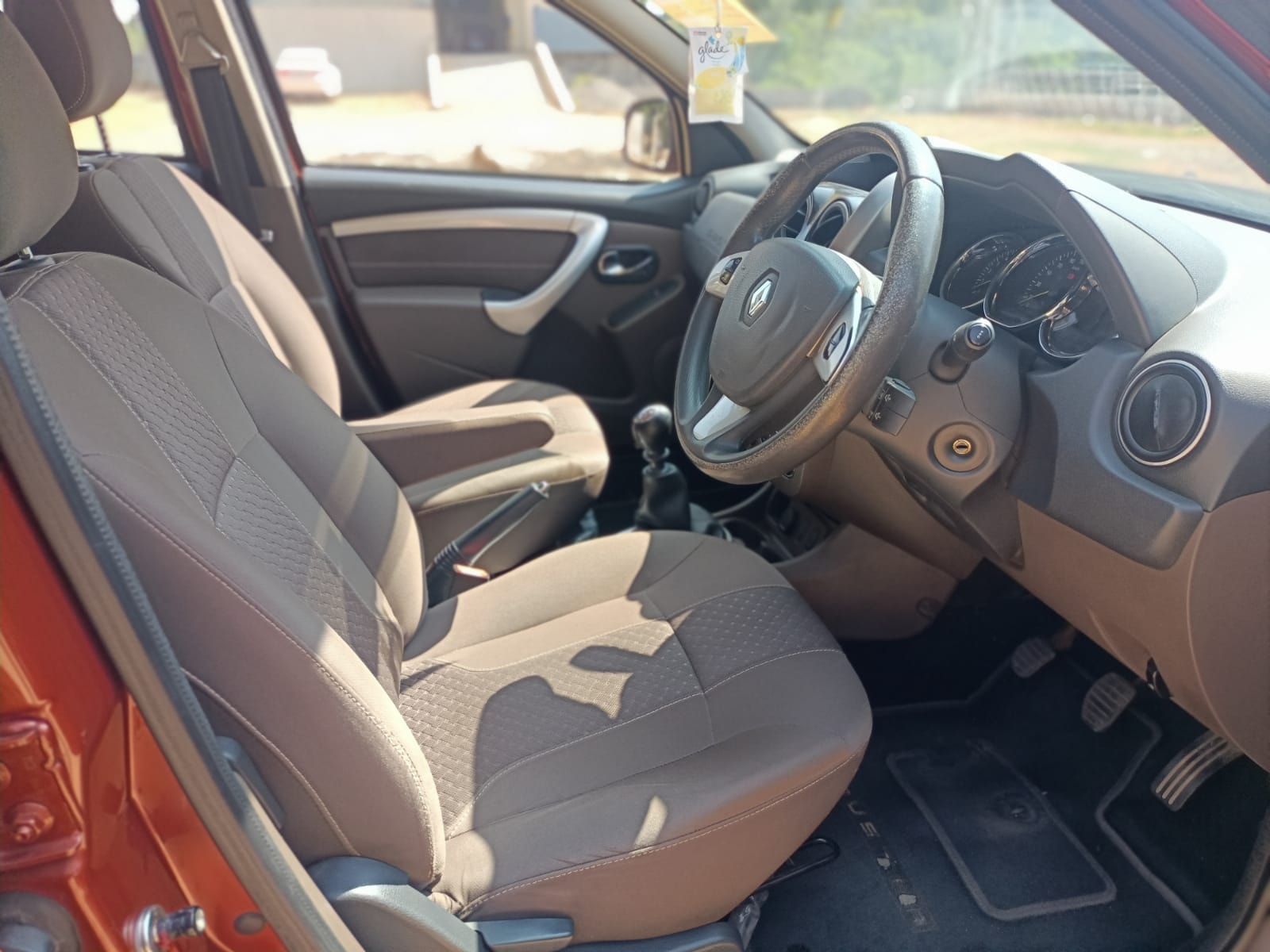 Duster image 14 Duster image 14