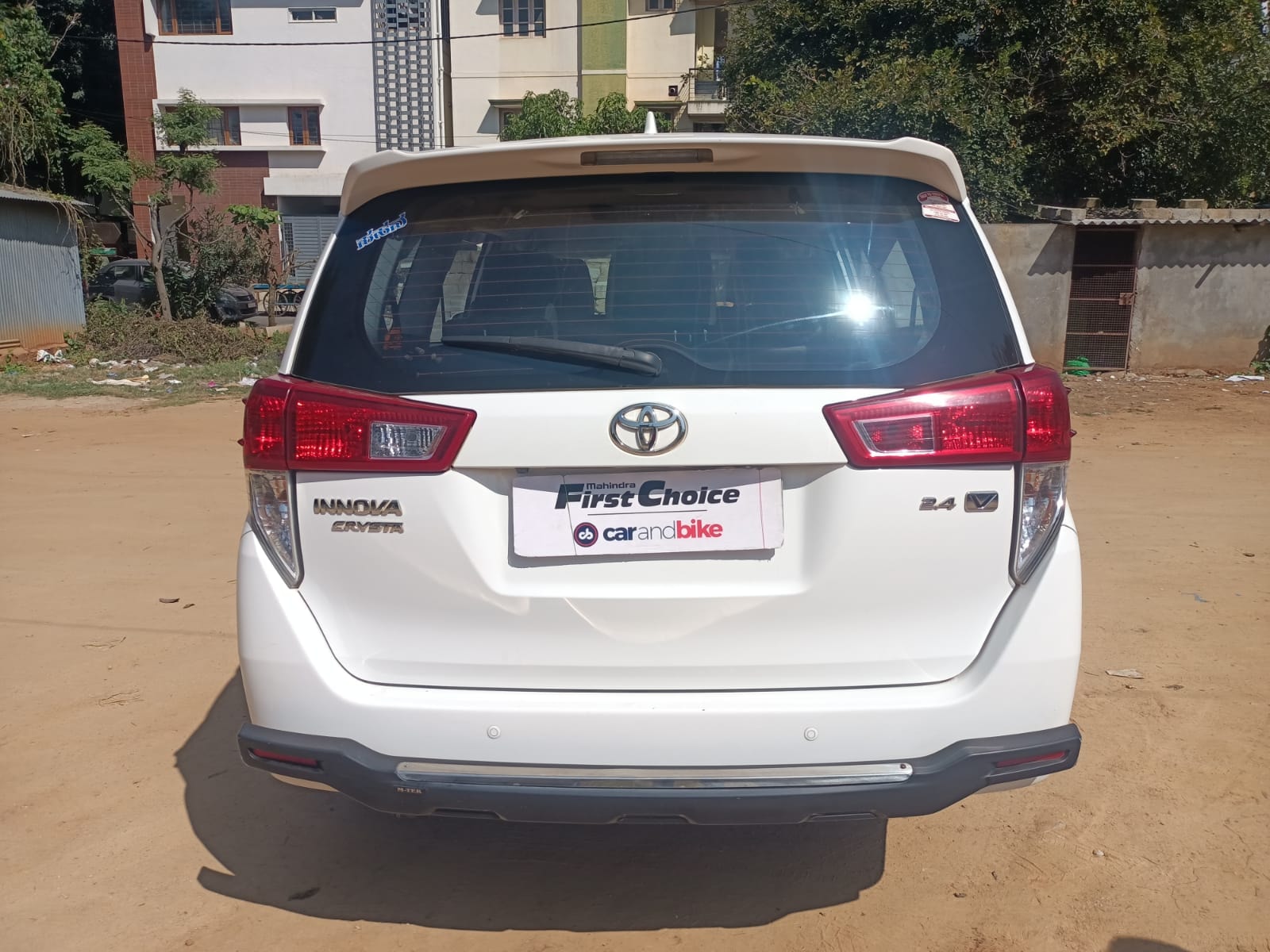 Innova Crysta image 4 Innova Crysta image 4