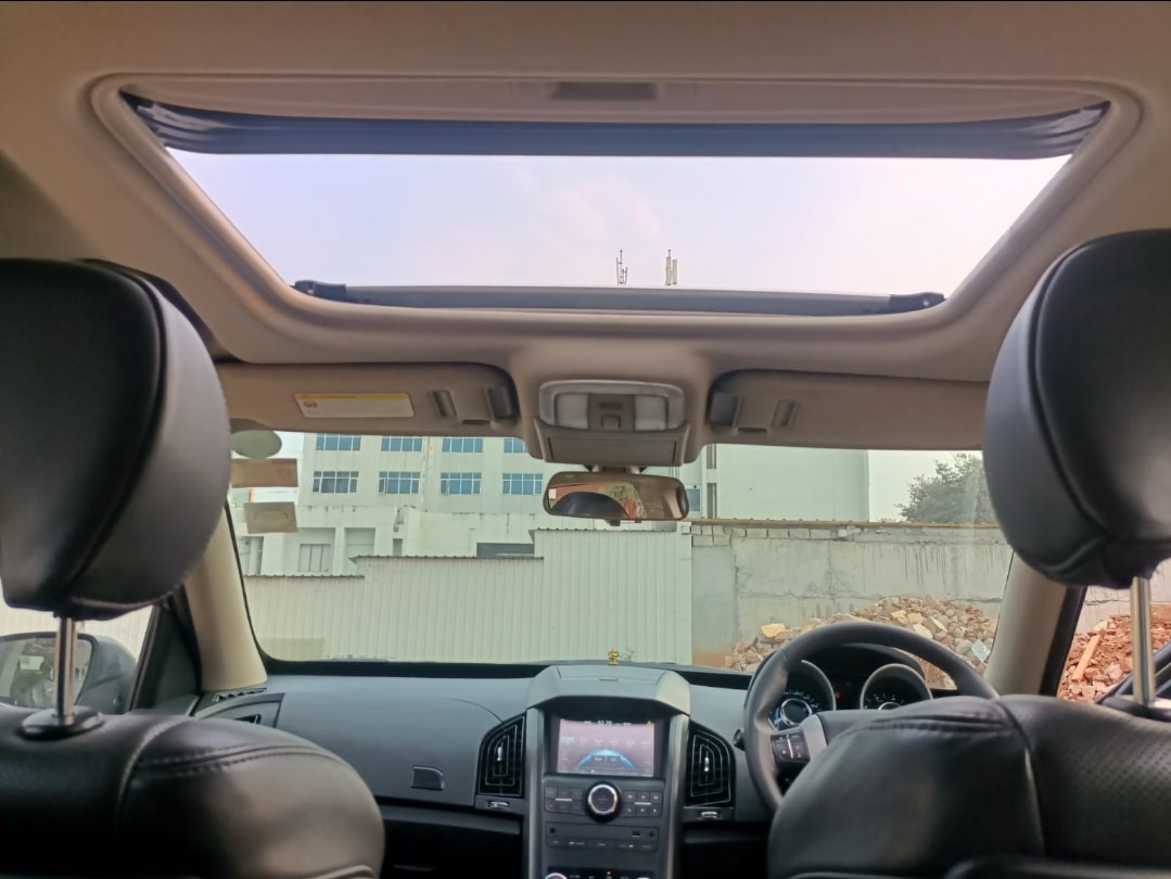 XUV500 image 16 XUV500 image 16