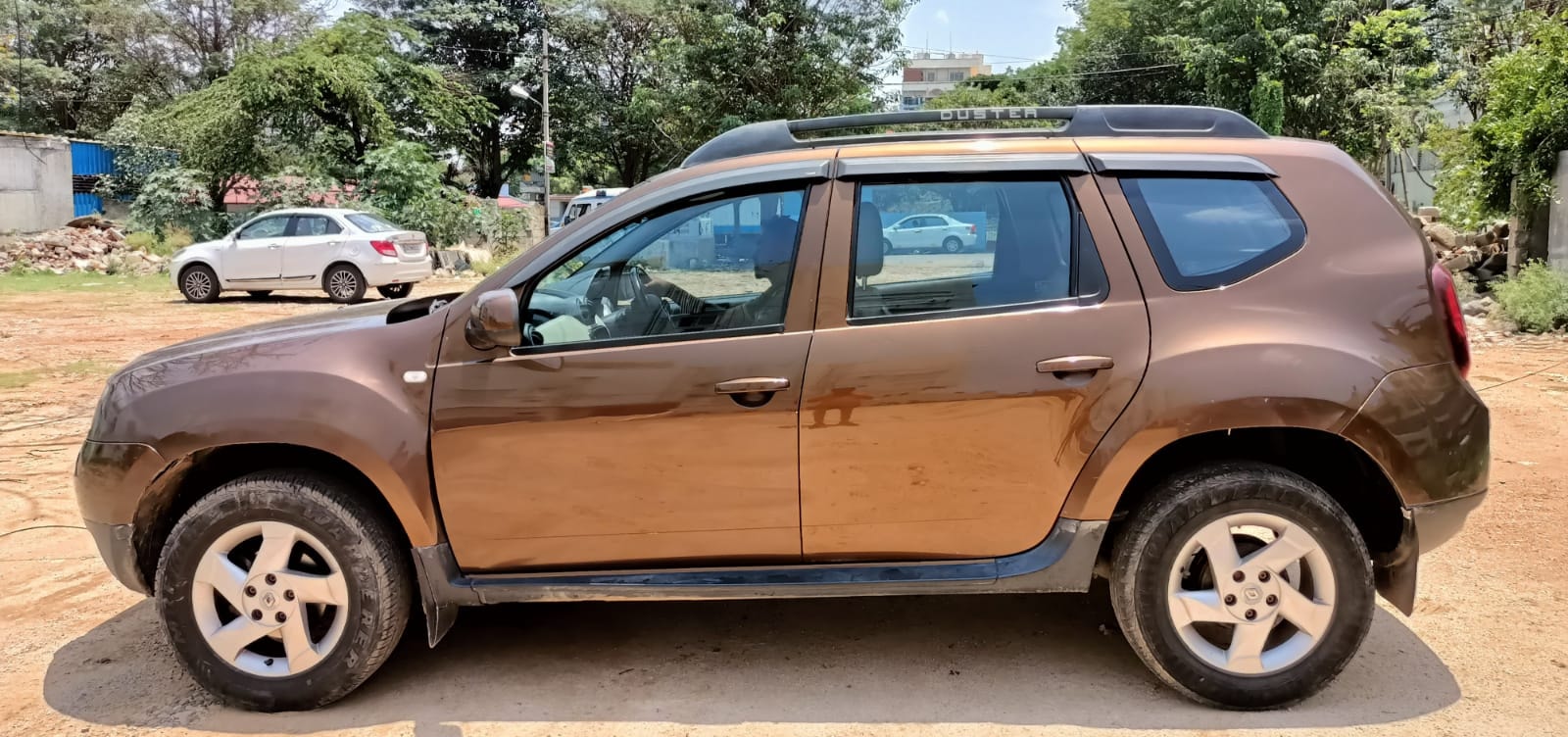 Duster image 2 Duster image 2