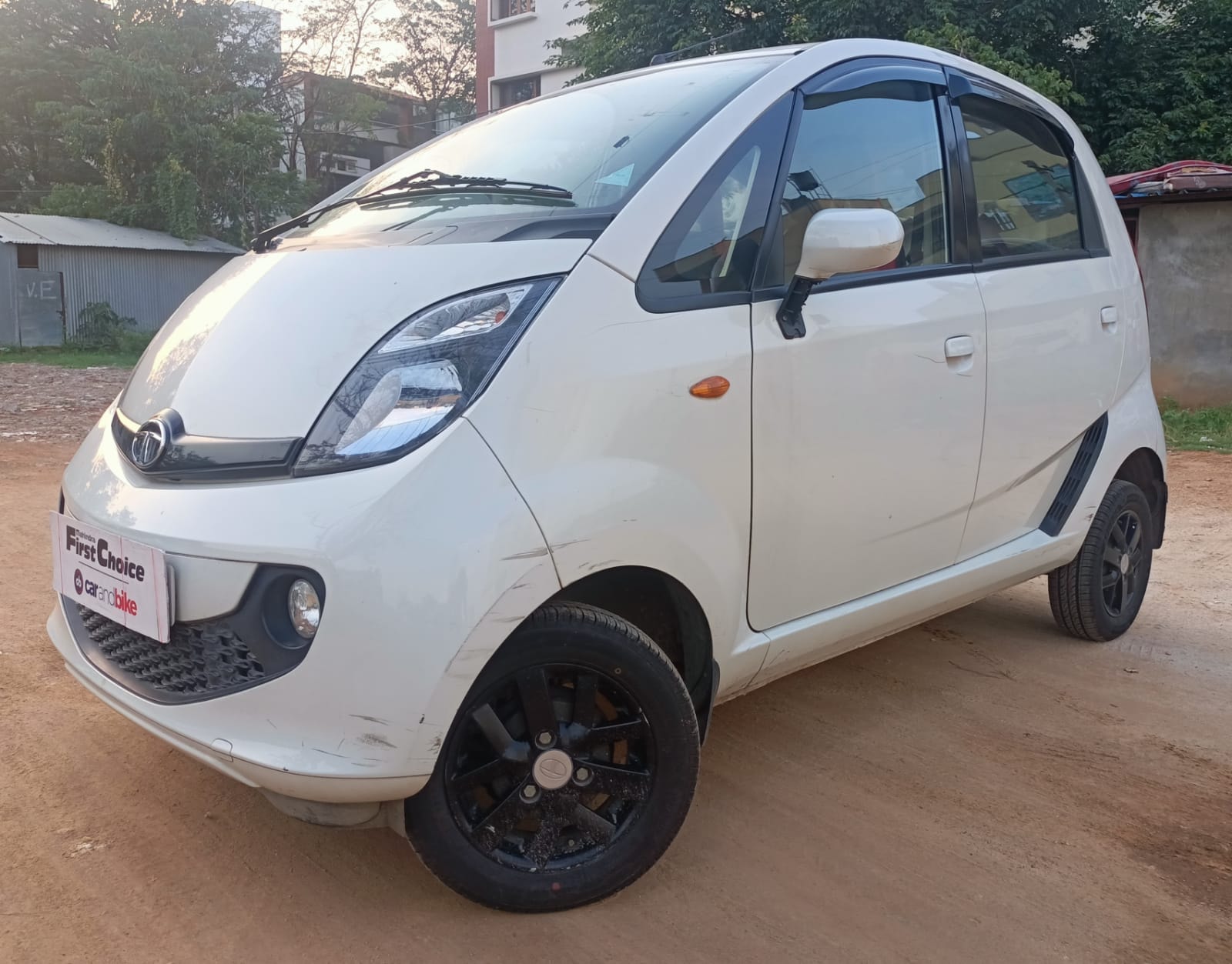 Nano image 1 Nano image 1