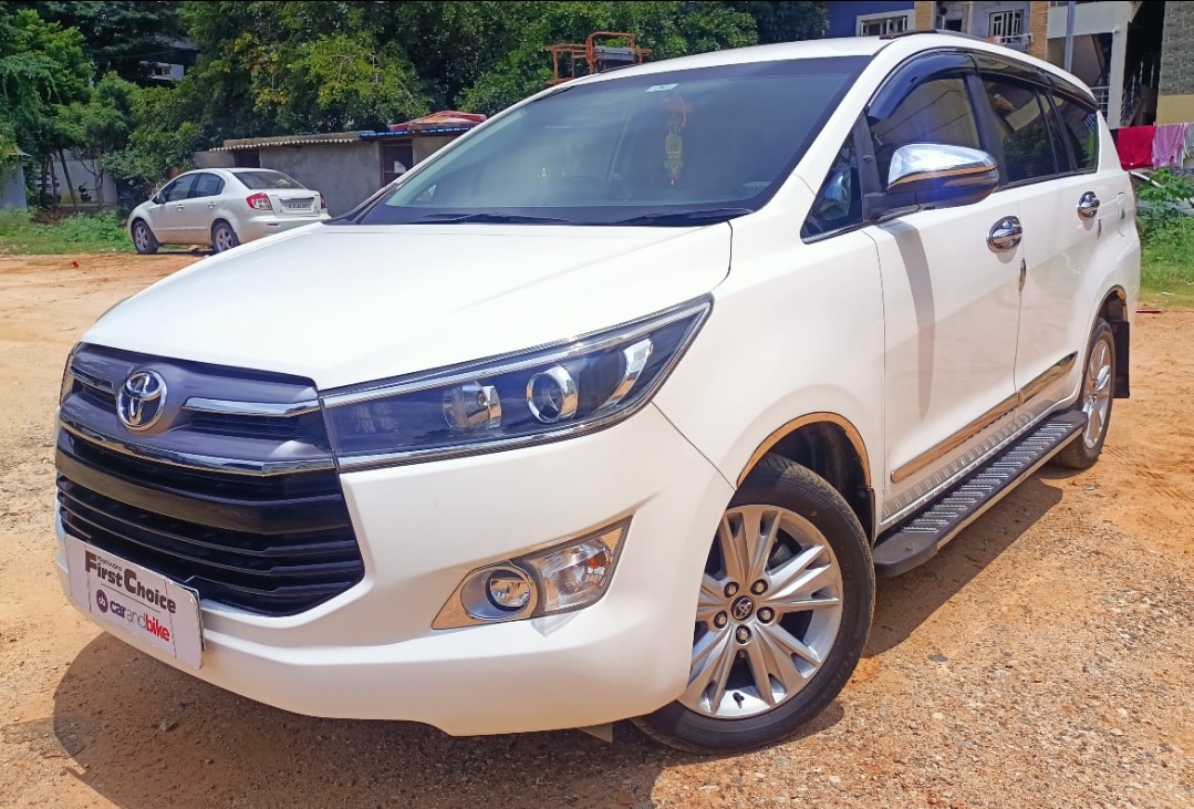 Innova Crysta image 1 Innova Crysta image 1