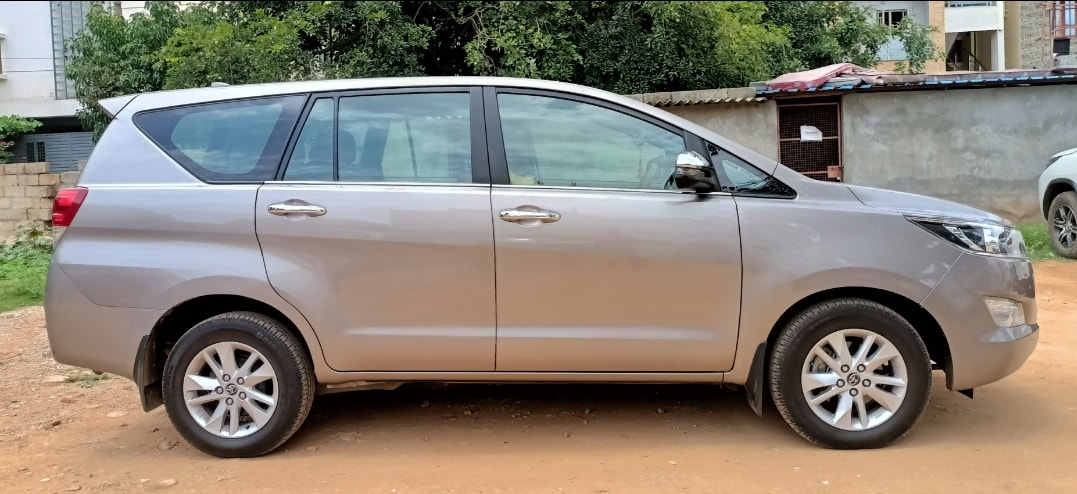 Innova Crysta image 6 Innova Crysta image 6