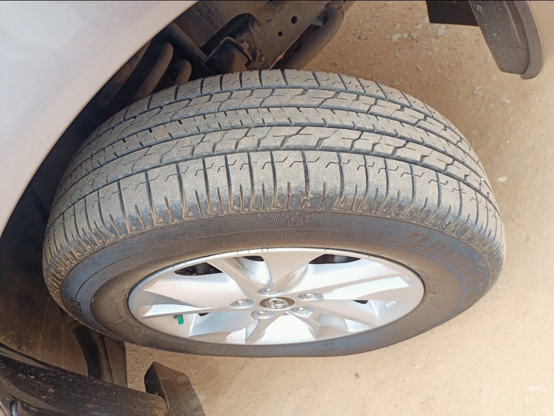 Innova Crysta image 9 Innova Crysta image 9