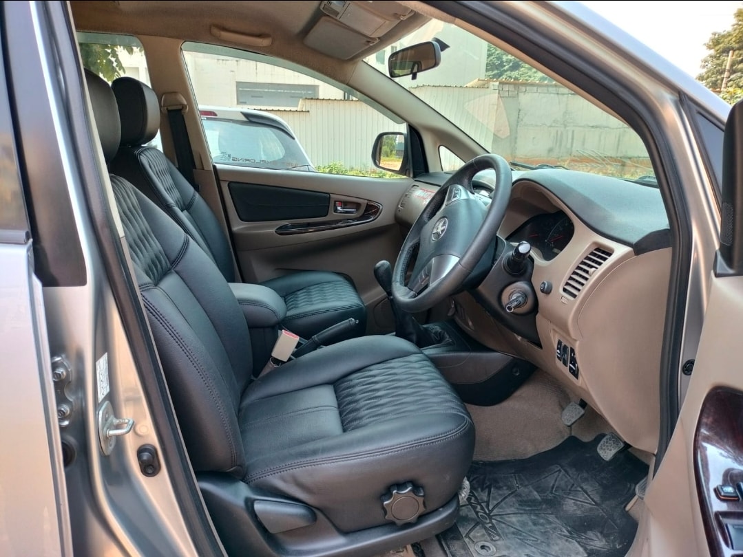 Innova image 13 Innova image 13