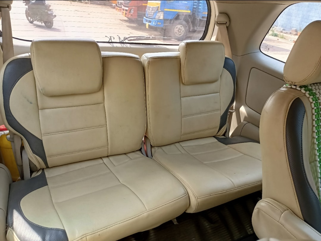 Innova image 15 Innova image 15