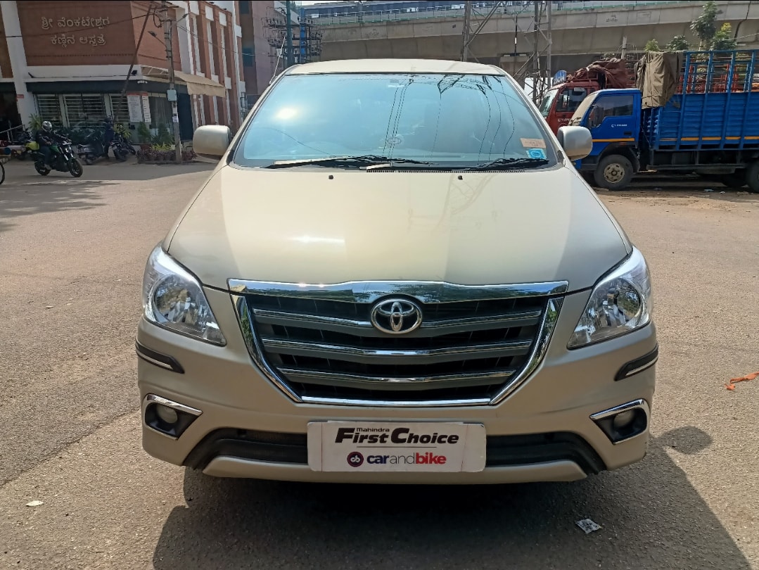 Innova image 8 Innova image 8