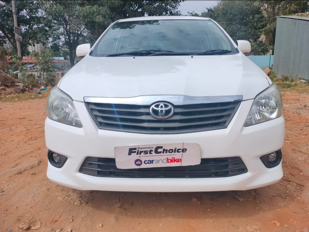 Innova image 8 Innova image 8