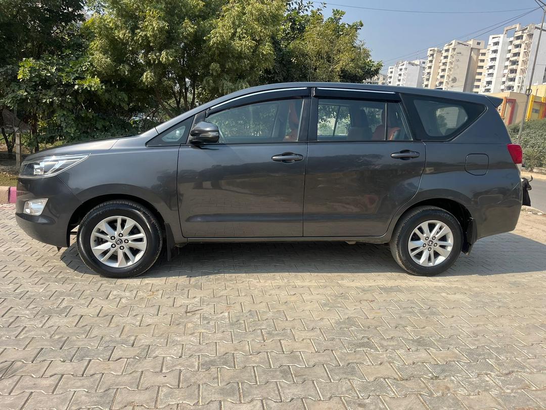 2019 Toyota Innova Crysta 2.4 GX MT 7-Seater BS IV Left Side View 
