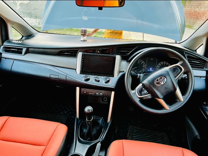 Innova Crysta image 12 Innova Crysta image 12