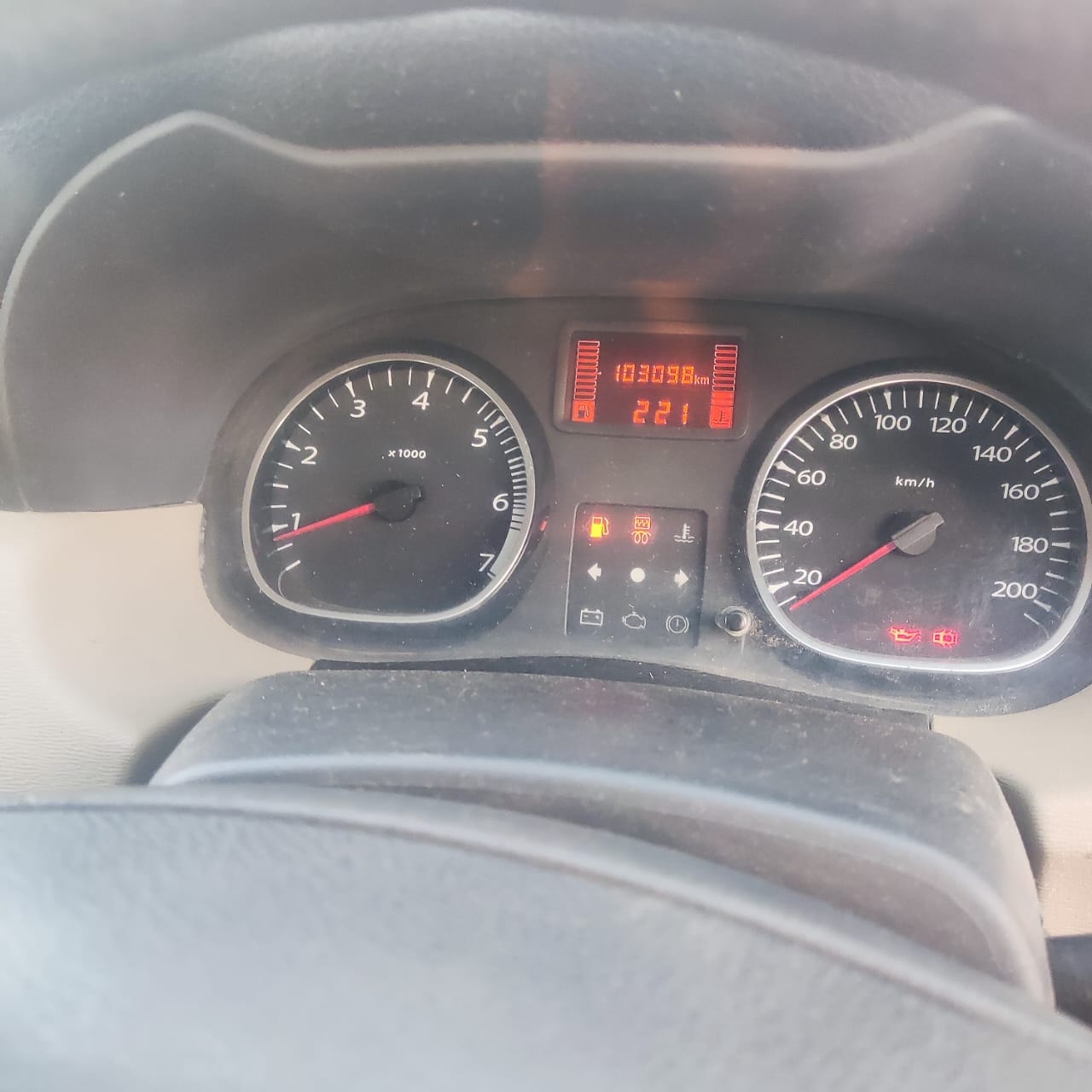 Duster image 9 Duster image 9