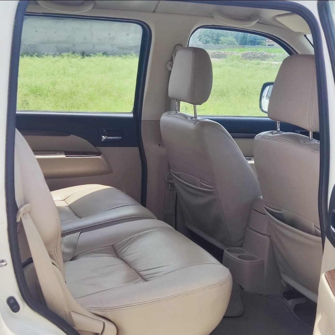 Endeavour image 14 Endeavour image 14