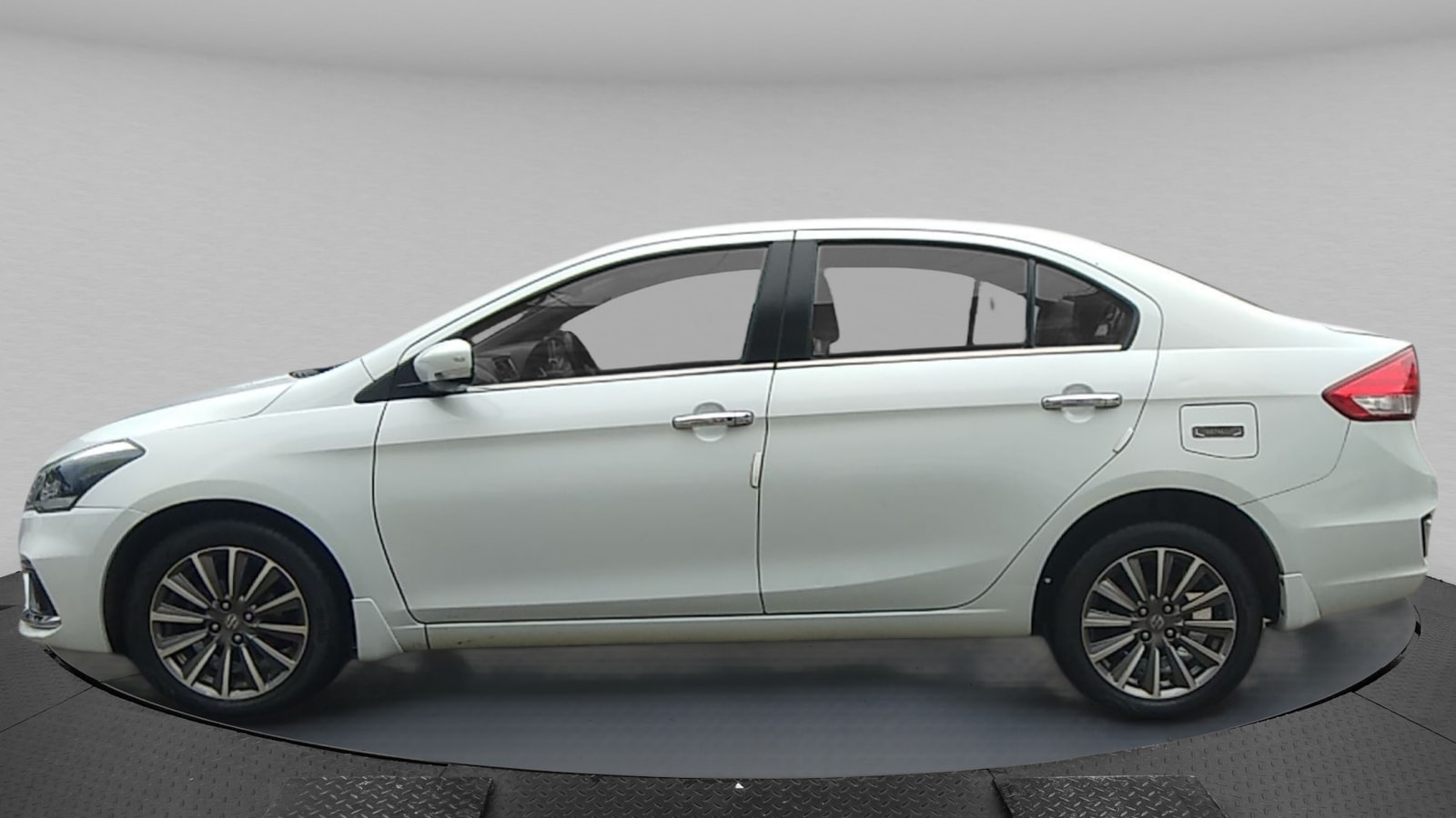 Ciaz image 2 Ciaz image 2