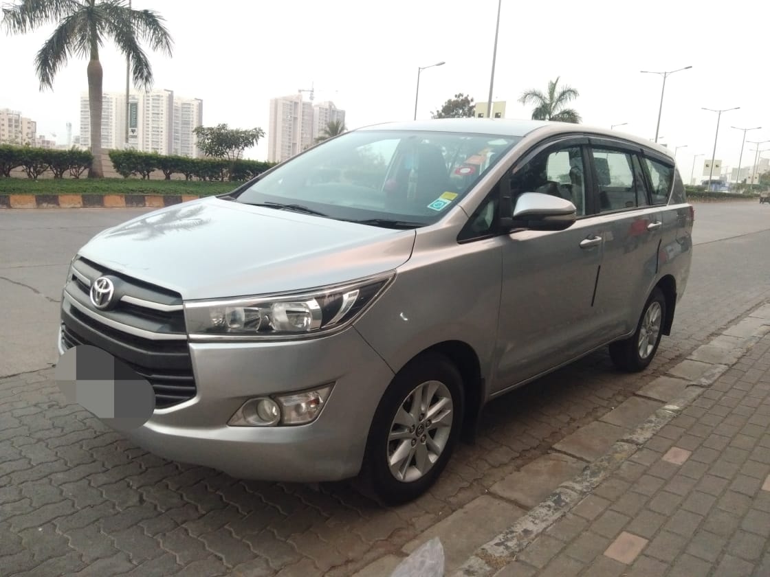 Innova Crysta image 1 Innova Crysta image 1