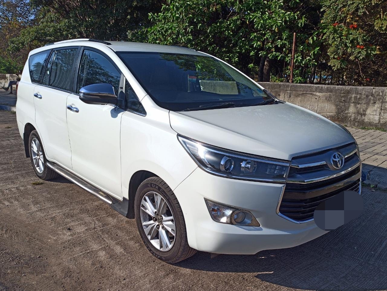 Innova Crysta image 7 Innova Crysta image 7