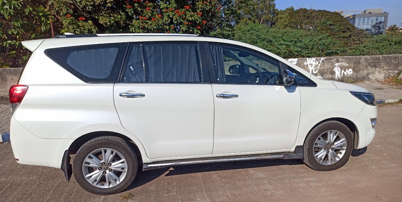 Innova Crysta image 6 Innova Crysta image 6