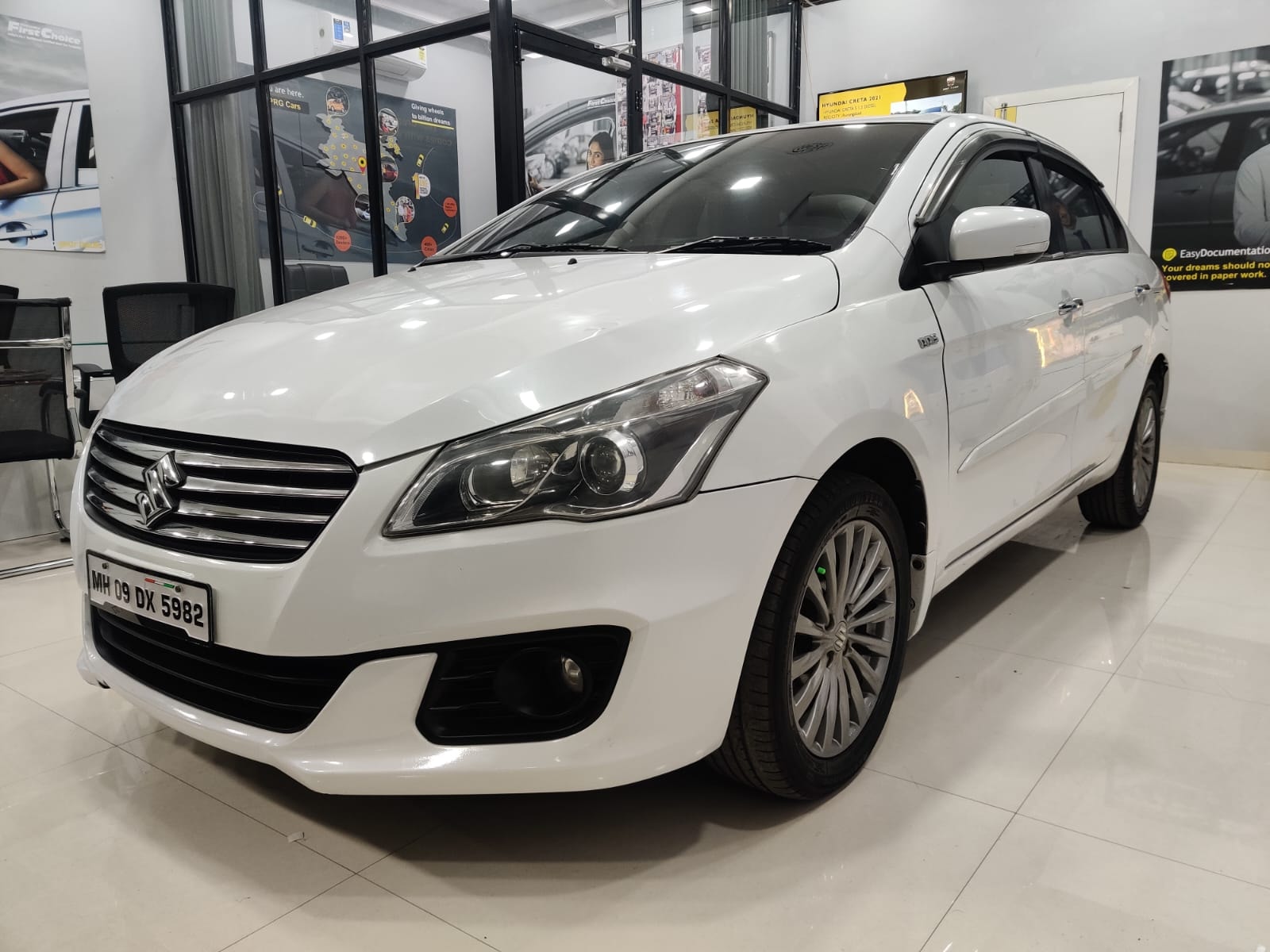 Ciaz image 1 Ciaz image 1