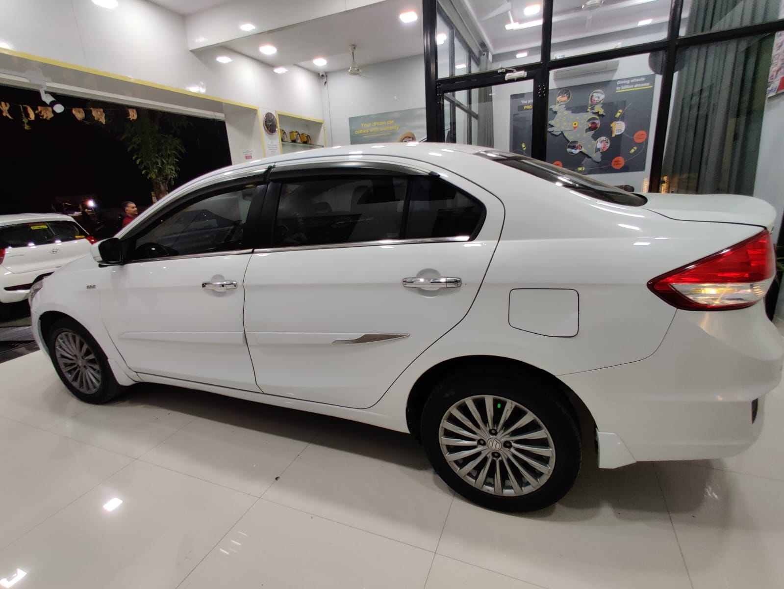 Ciaz image 2 Ciaz image 2