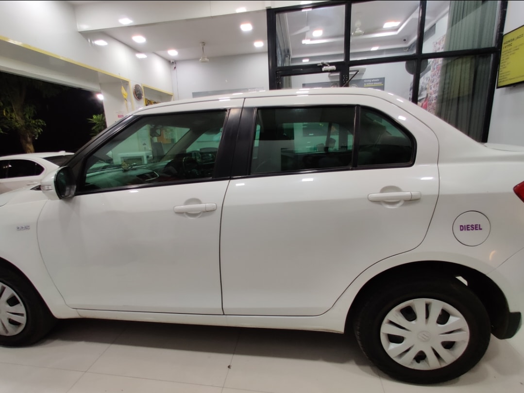 Swift DZire image 2 Swift DZire image 2