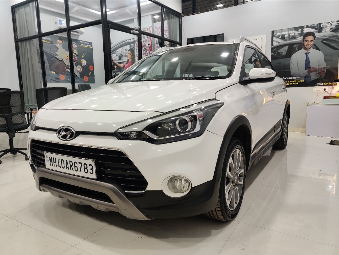i20 Active image 1 i20 Active image 1