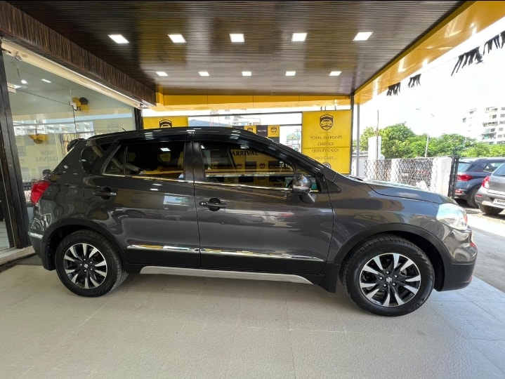 S-Cross image 6 S-Cross image 6