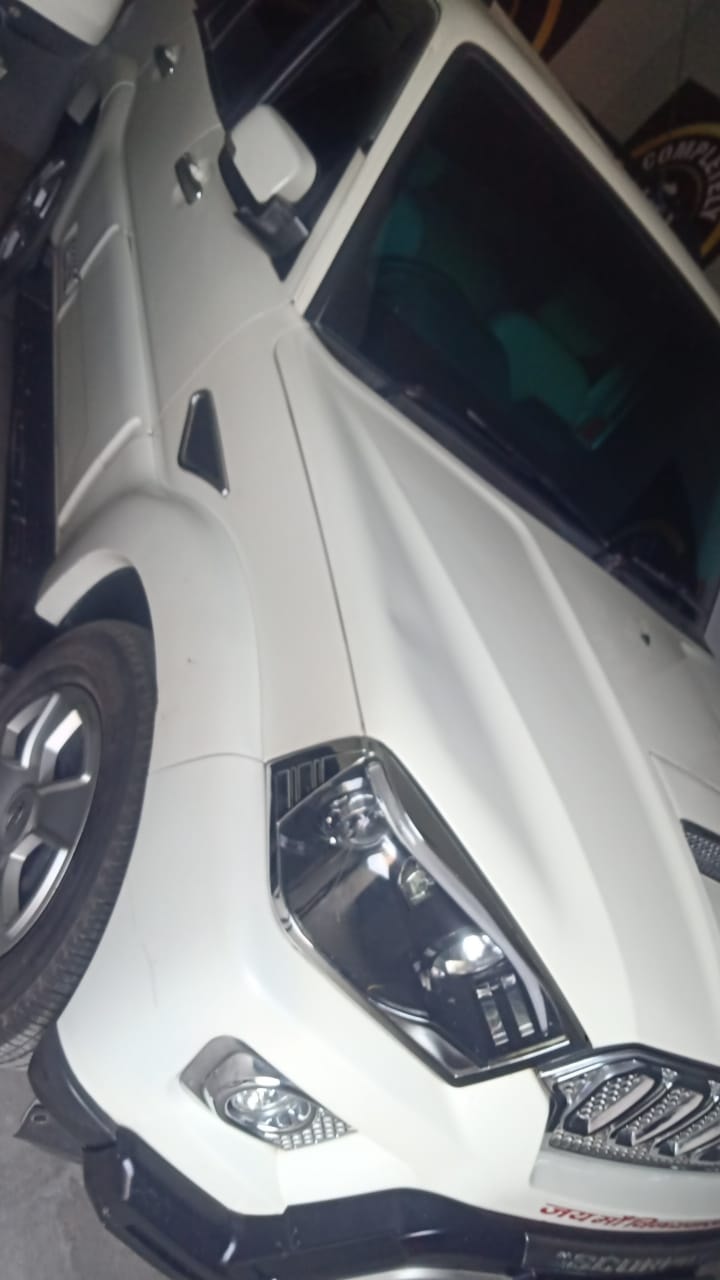 Scorpio image 5 Scorpio image 5