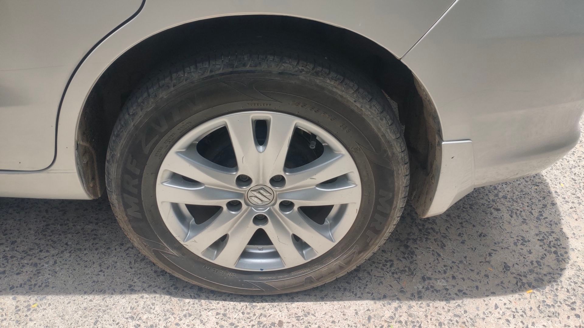 Ertiga image 12 Ertiga image 12