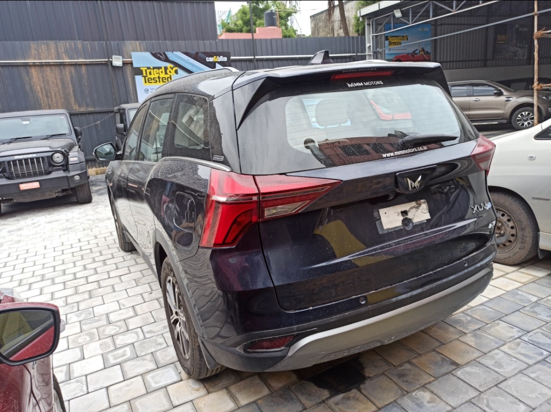 XUV700 image 3 XUV700 image 3