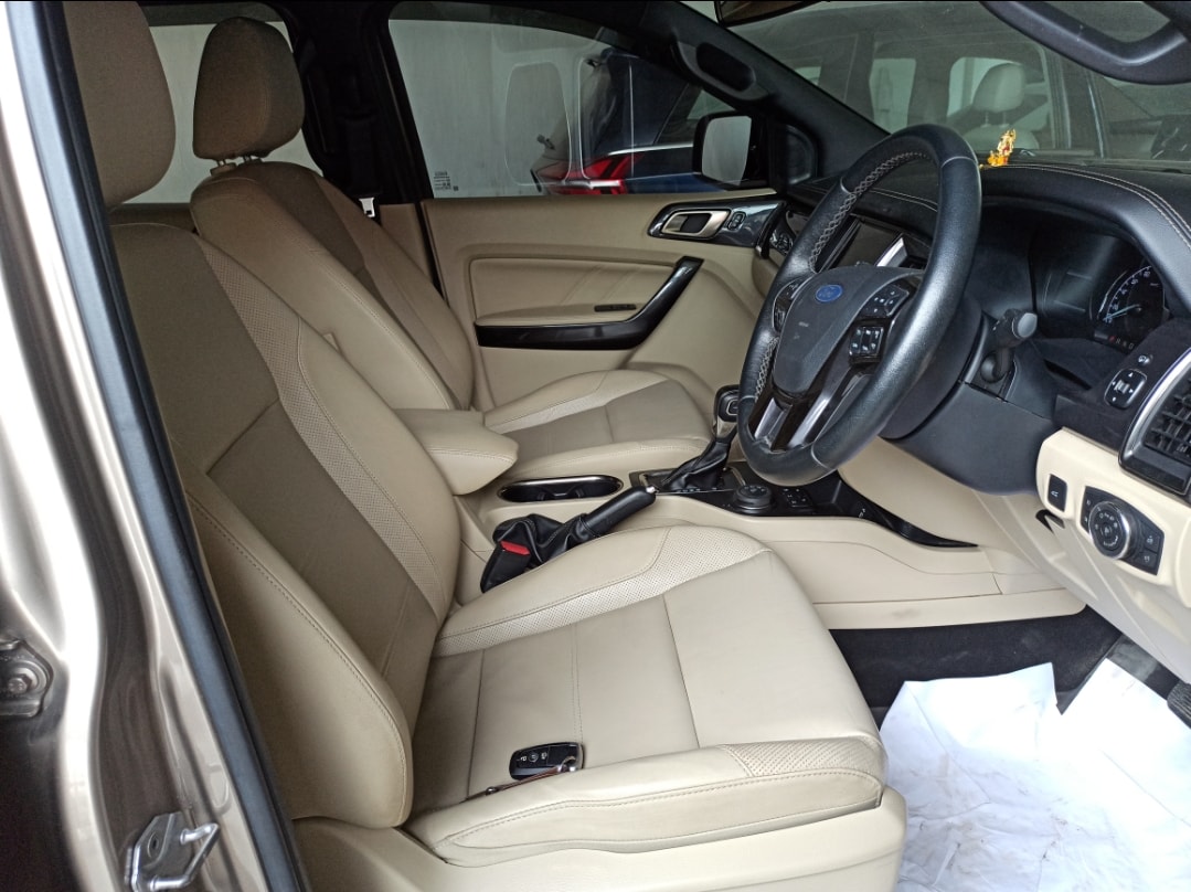 Endeavour image 12 Endeavour image 12