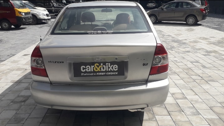 Accent image 4 Accent image 4