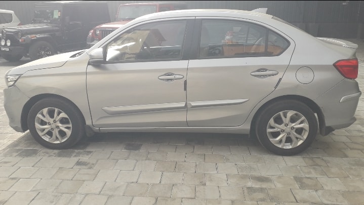 Amaze image 2 Amaze image 2