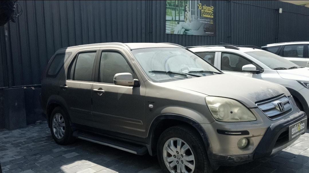 CR-V image 1 CR-V image 1