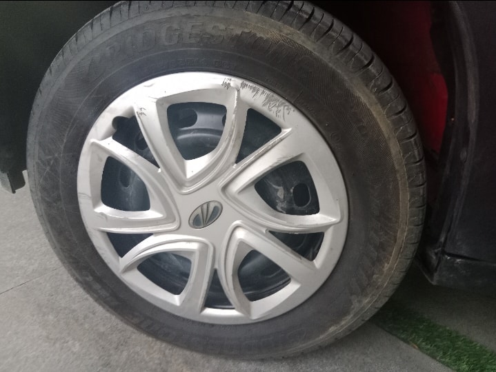 KUV100 image 6 KUV100 image 6