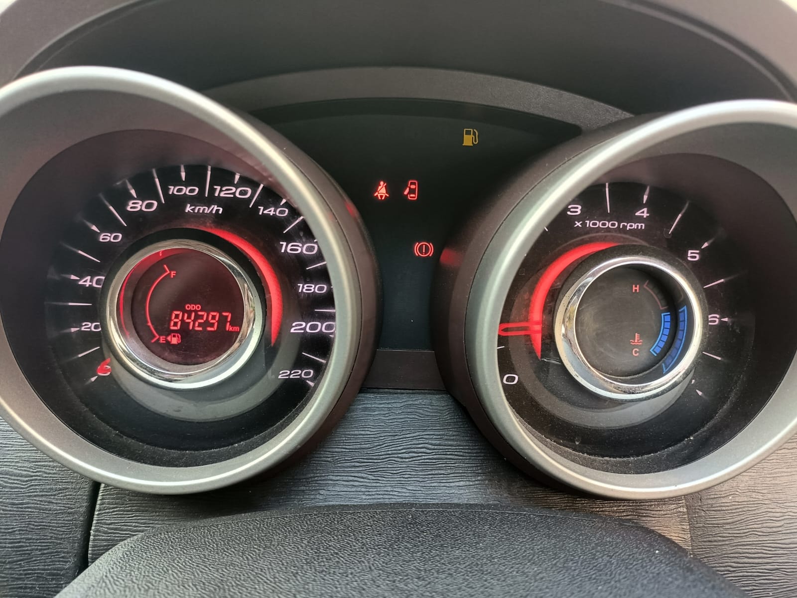 Used 2014 Mahindra XUV500 Used 2014 Mahindra XUV500