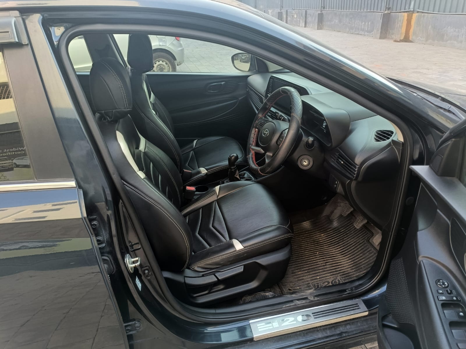 Elite i20 image 14 Elite i20 image 14