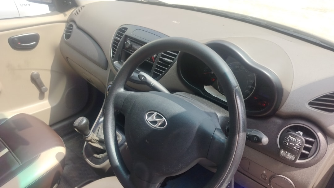 i10 image 12 i10 image 12