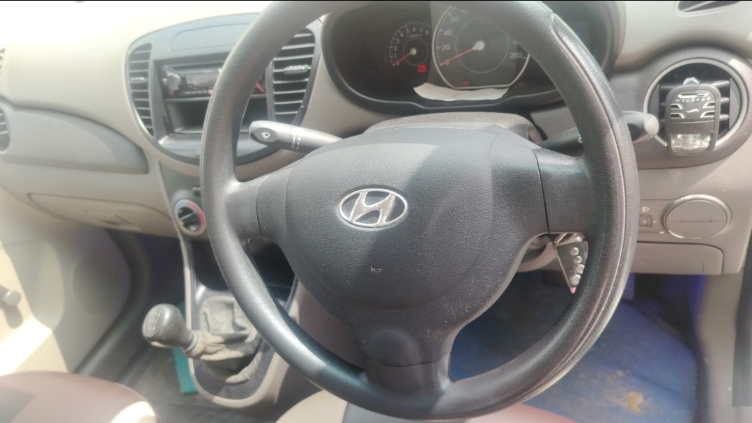 i10 image 13 i10 image 13