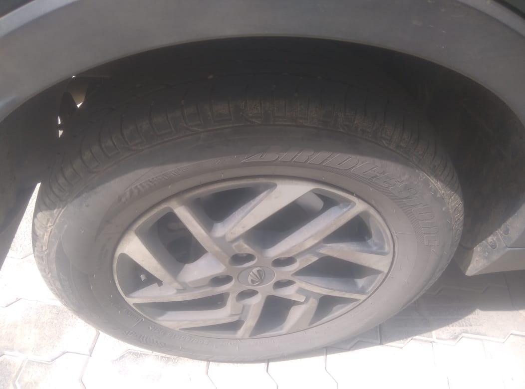 XUV300 image 8 XUV300 image 8