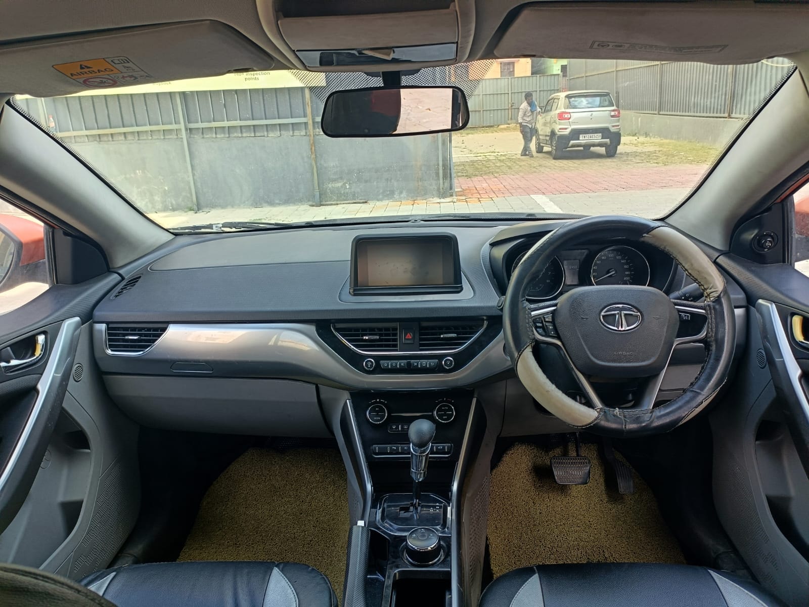 Used 2018 Tata Nexon Used 2018 Tata Nexon